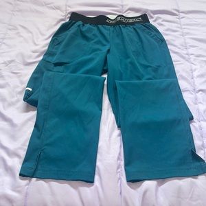 Size small sketchers scrub pants, teal blue